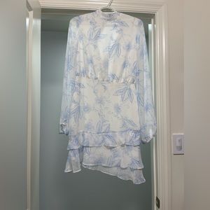 Express white with blue flowers dress size S